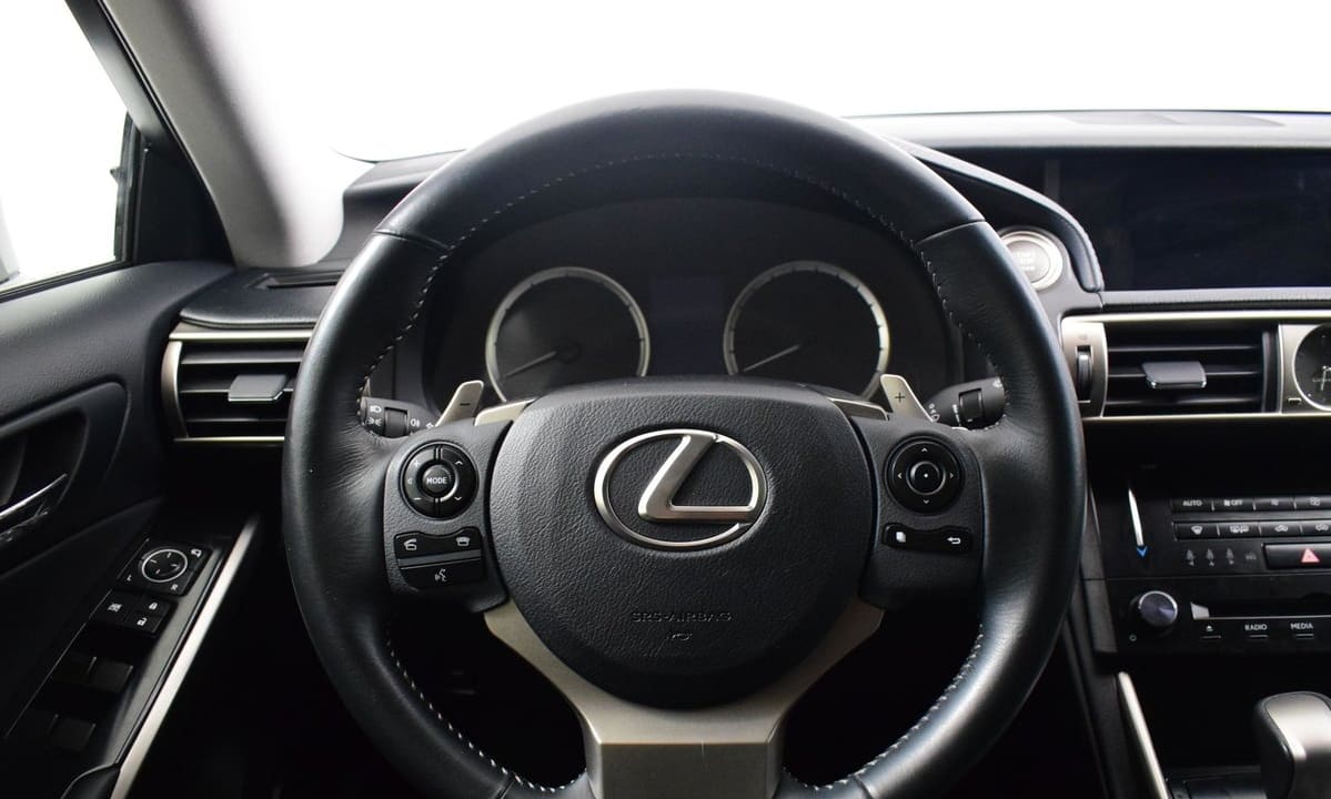 Разблокировка руля Lexus