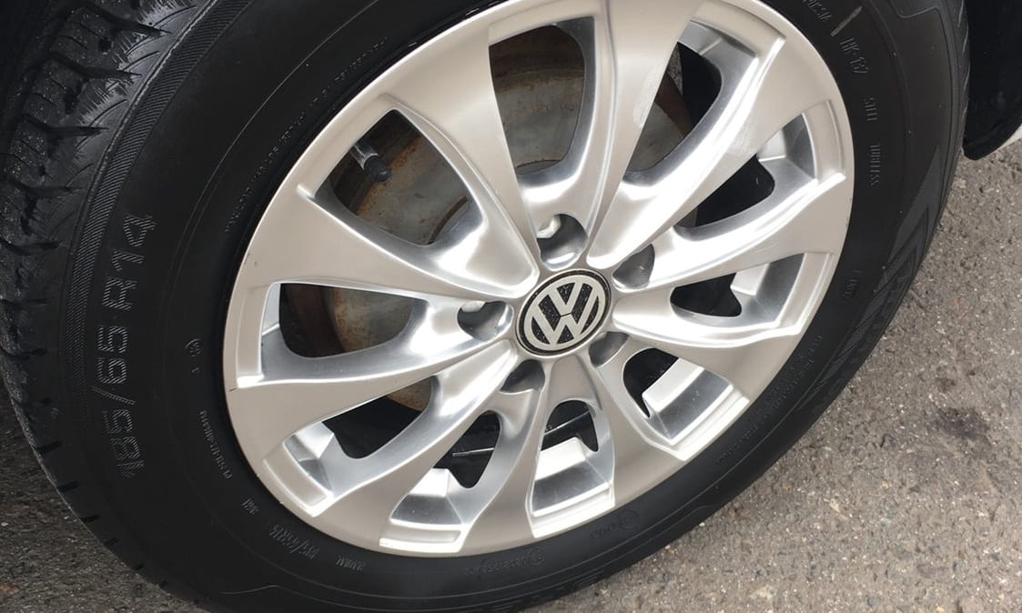 Снять секретки с колес Volkswagen