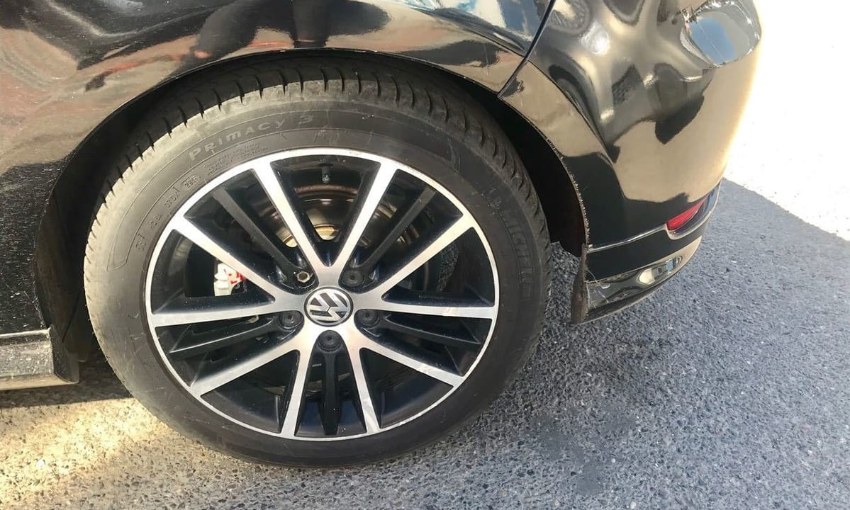 Замена колеса на автомобиле Volkswagen