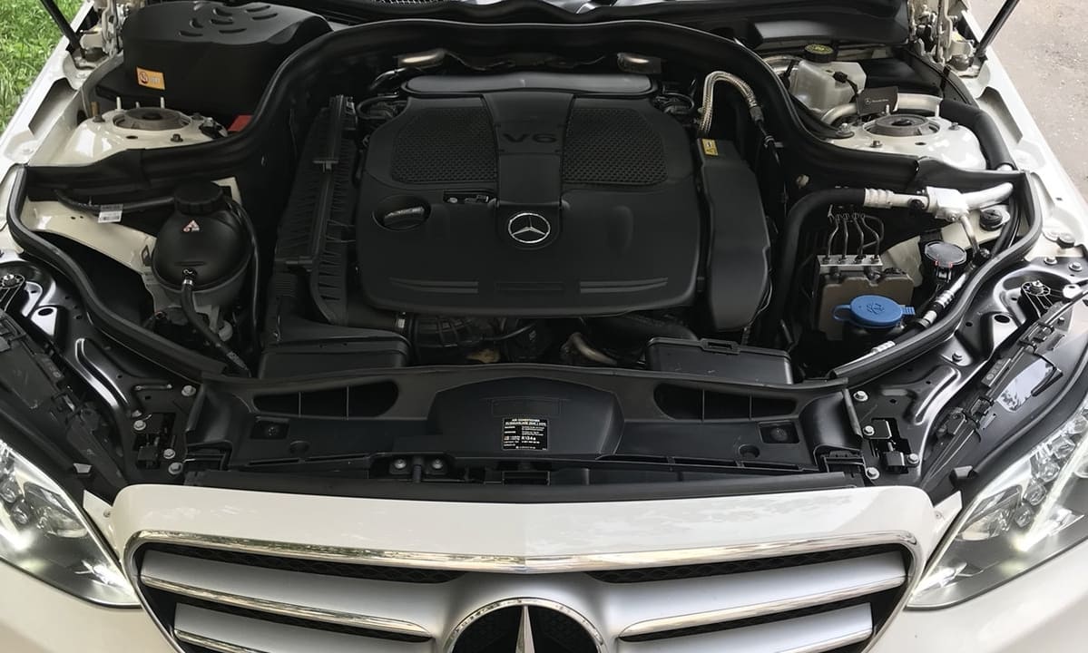 Зарядка аккумулятора Mercedes