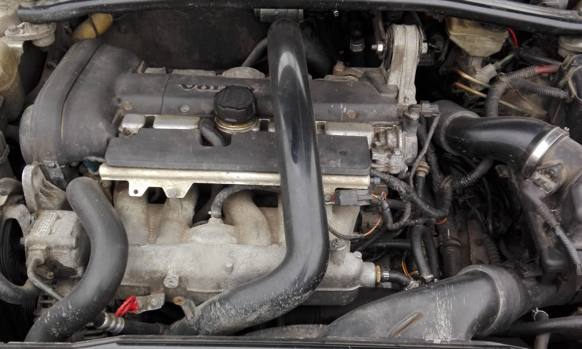 Зарядка аккумулятора Volvo