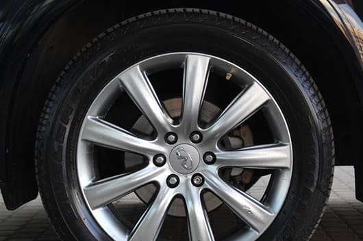 Снять секретку с колеса Infiniti FX