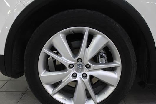 Снять секретку с колеса Infiniti QX60