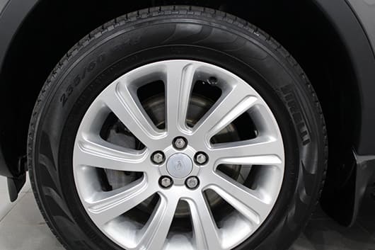 Снять секретку с колеса Land-Rover Range Rover Sport