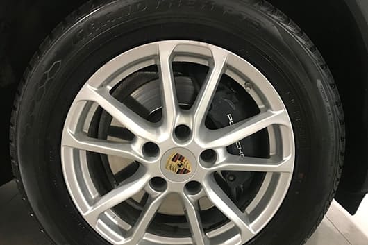 Снять секретку с колеса Porsche Panamera