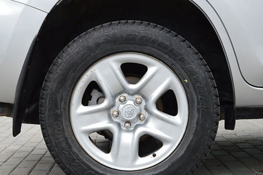 Снять секретку с колеса Toyota Land Cruiser Prado