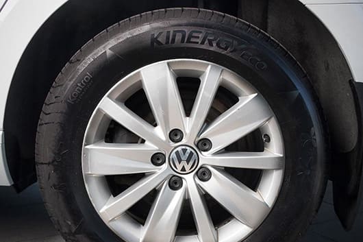 Снять секретку с колеса Volkswagen Multivan