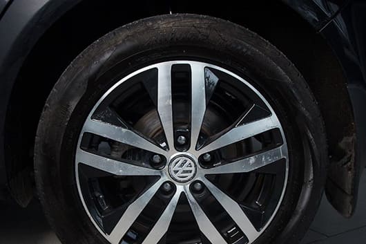 Снять секретку с колеса Volkswagen Tiguan